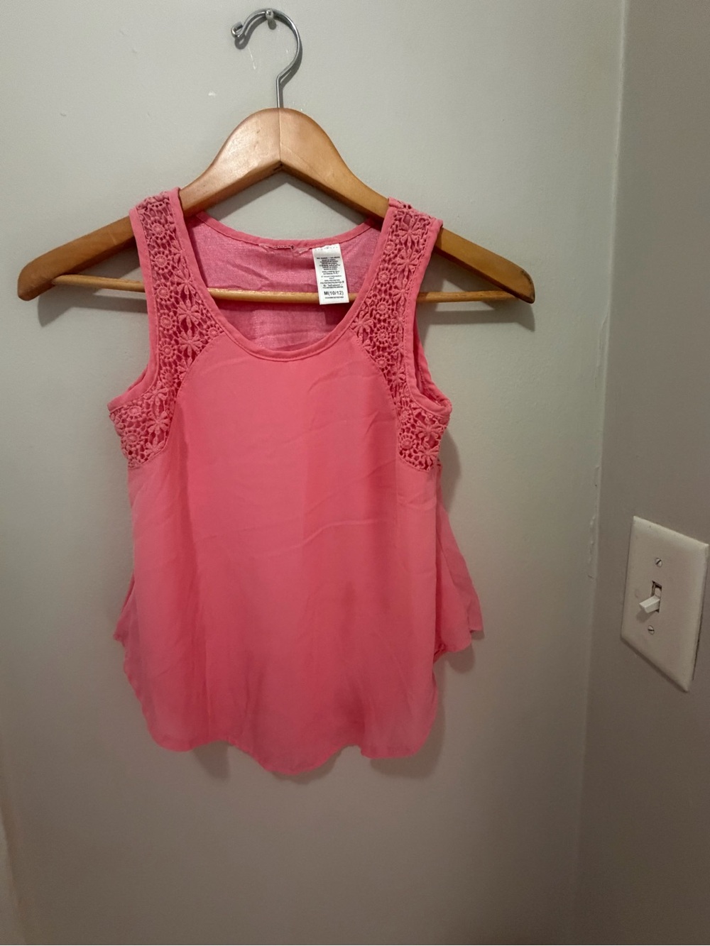 Guess Pink Crochet-Trim Sleeveless Tank Top